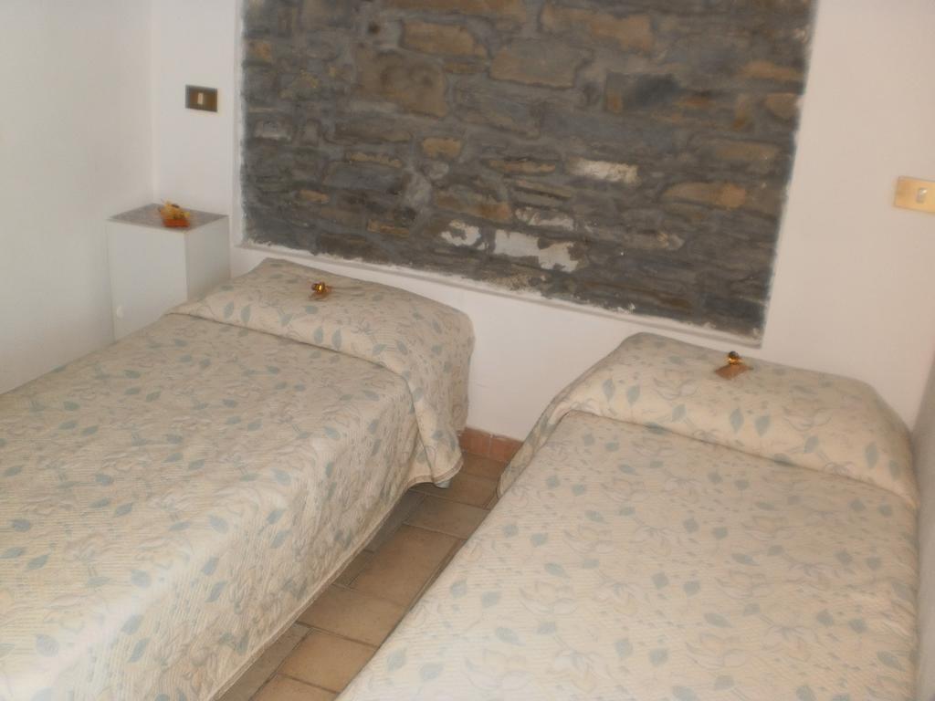 B&B Il Poster Cutigliano Phòng bức ảnh